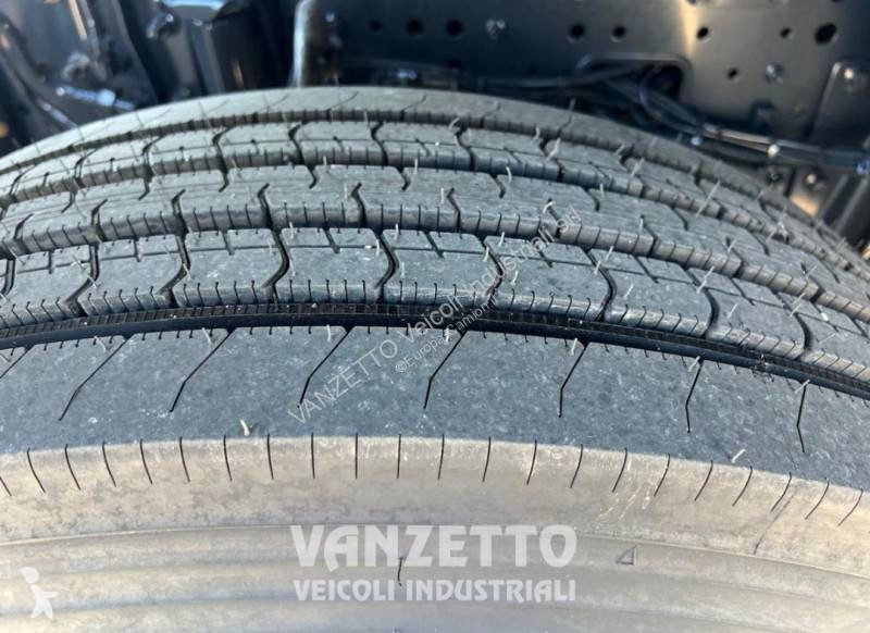 شاحنة Iveco