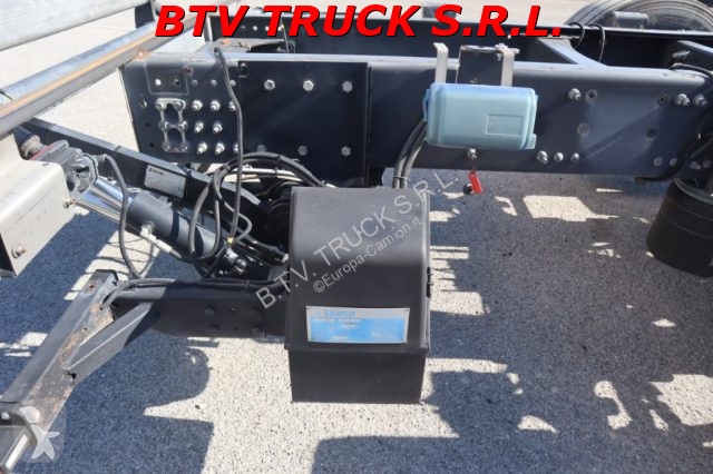 Camion Renault T 440 MOTRICE 3 ASSI A TELAIO...