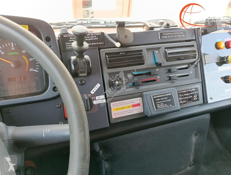 Camion Unimog U 5000 4x4 - Mercedes-Benz (type...