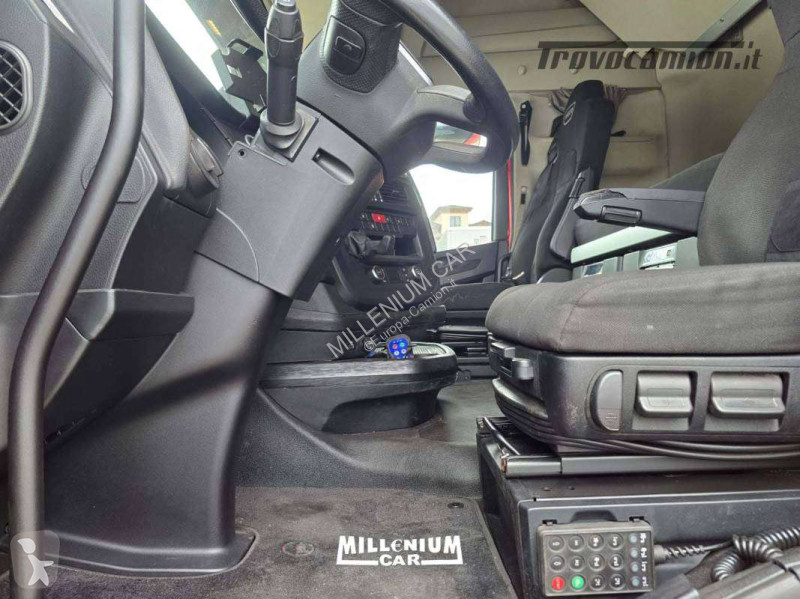 شاحنة Iveco SWAY 480 (12/2021) 7,40 A/BASSA...