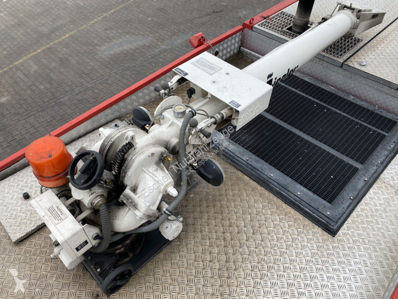 شاحنة MAN 38.000 AEG 8x8 Flugfeldlöschfahrzeug...