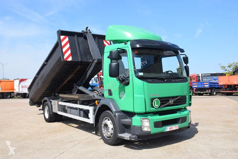 شاحنة Volvo 240 Hooklift 14 T.