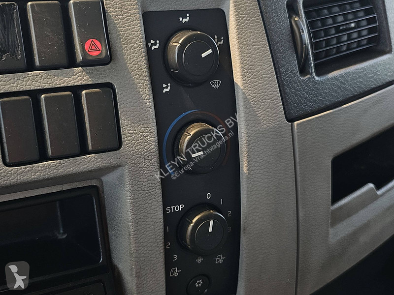 Грузовик Volvo 24012 AIRCO 6 CYL. MANUAL