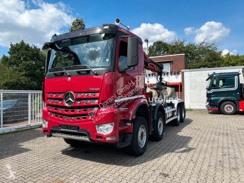 Camion Mercedes 2430