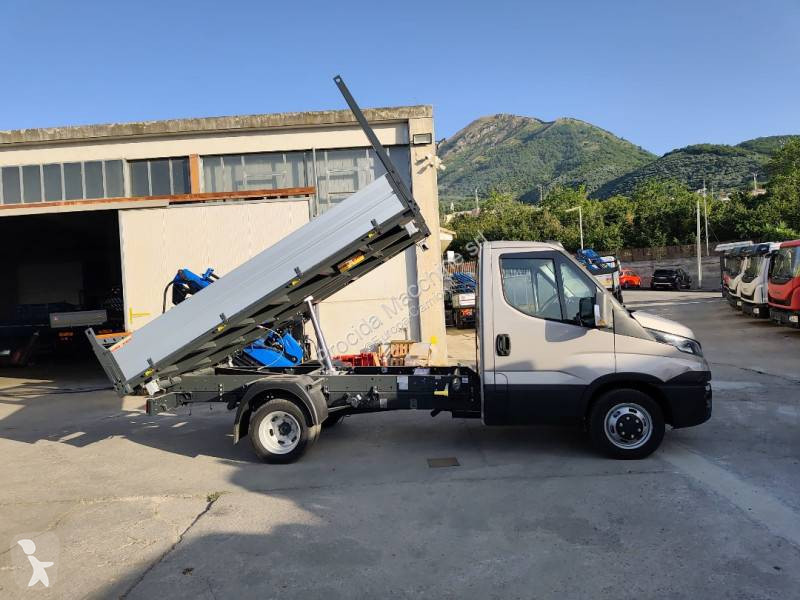 شاحنة Iveco