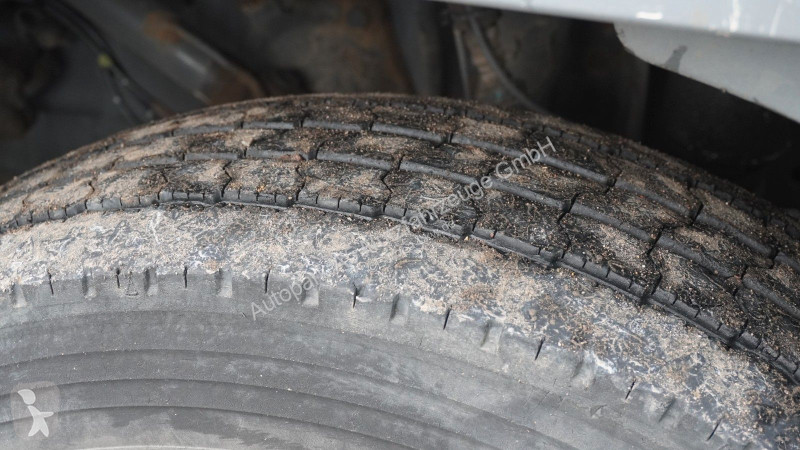 شاحنة Mercedes 823 Dreiseitenkipper Kipper Meiller