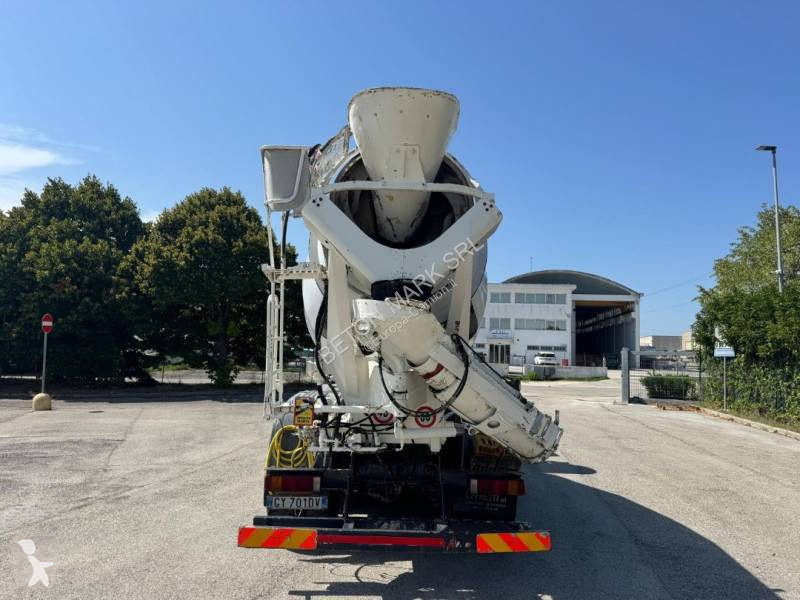 شاحنة Iveco