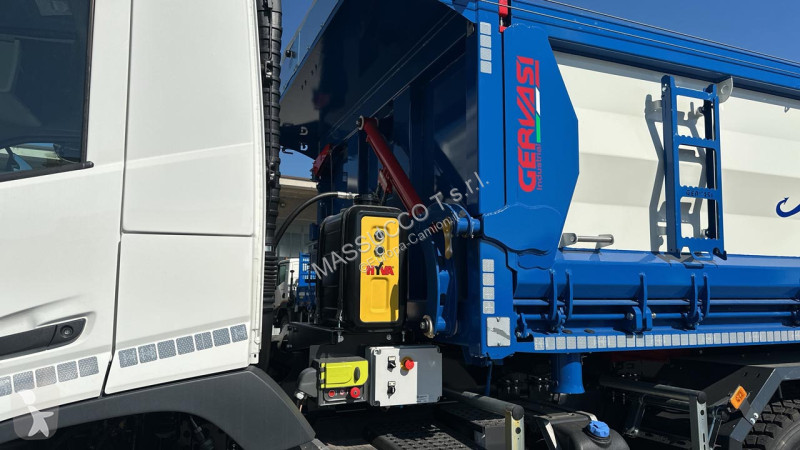 شاحنة Volvo FMX 460 6X4