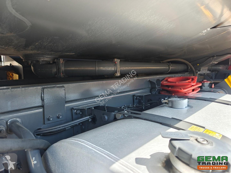 شاحنة Volvo 0 6x2/4 GlobeTrotter Euro6B - Tank...