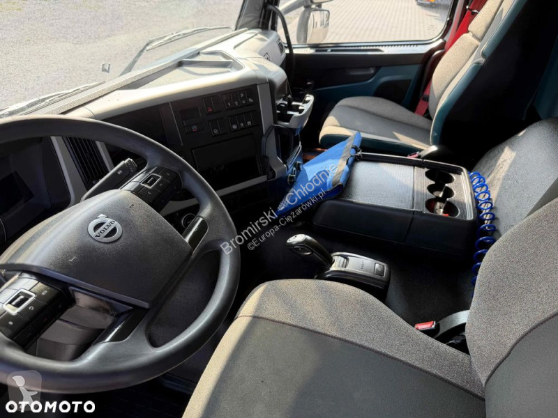 شاحنة Volvo VOLVO  430 CHŁODNIA 22 PALETY...