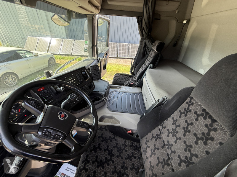 شاحنة مقطورة Scania 410