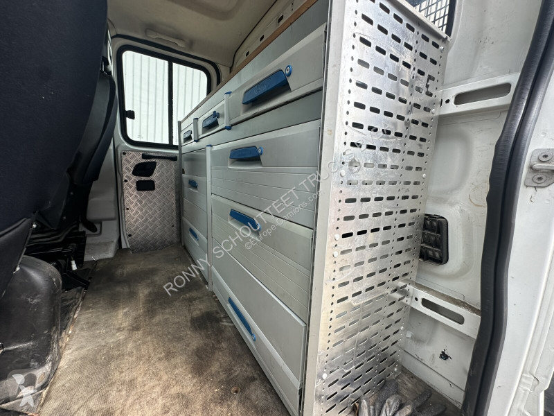 شاحنة Iveco Daily 70C170 4x2 Doka Daily 70C170...