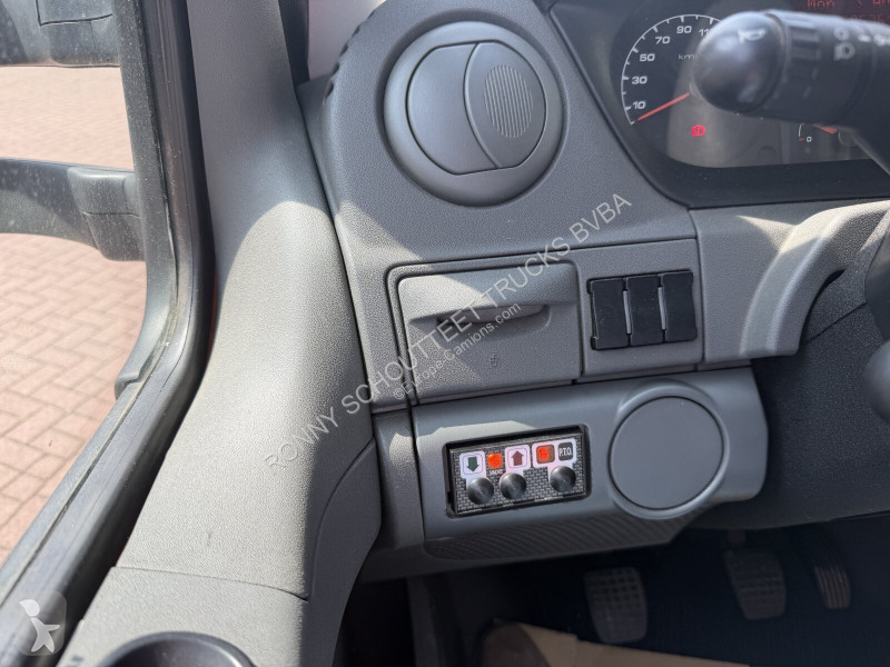 شاحنة Iveco Daily 70C17 4x2 Doka Daily 70C17...