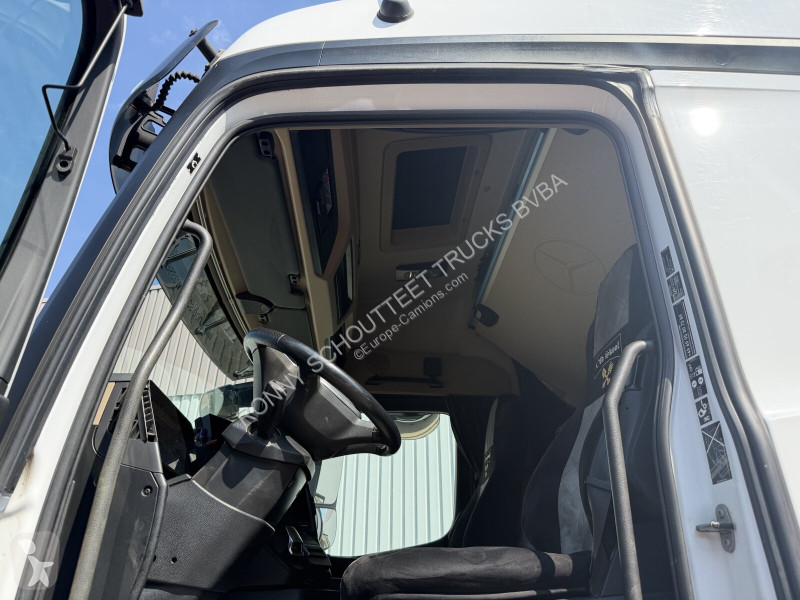 شاحنة Mercedes Actros 2746 L 6x2 Actros 2746 L...