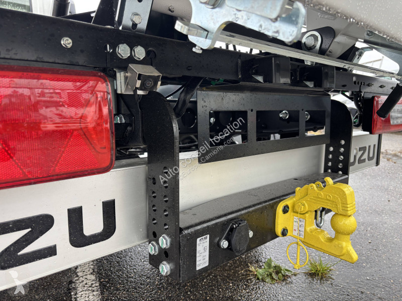 شاحنة Isuzu BENNE 3400 M27 F GENERATION 2...