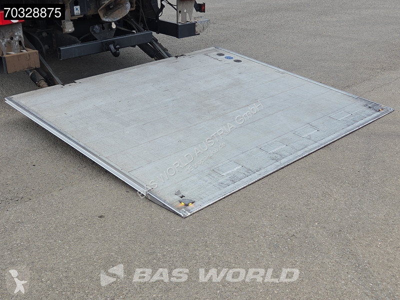 شاحنة Iveco 420 4X2 18t Driving School Manual...