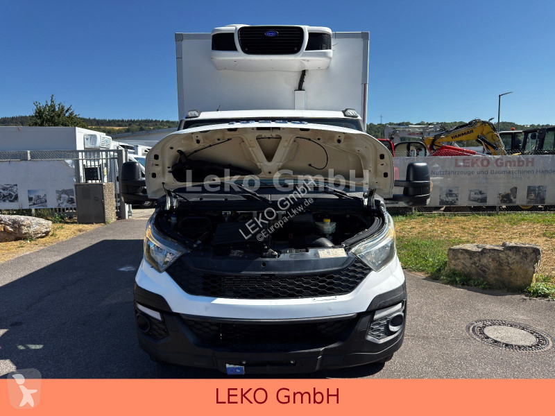 شاحنة Iveco 70C17 Mit Carrier Pulsor 600Mt