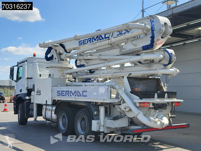 شاحنة Mercedes 3342 6X4 SERMAC 5Z36 Concrete...