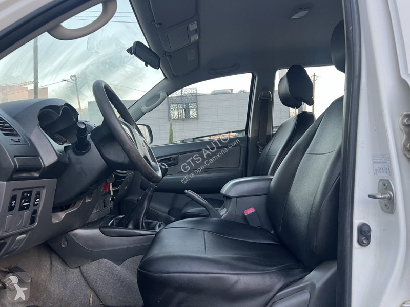 شاحنة Toyota HILUX RC'13 DBLE CAB 4WD 2.5L 144...
