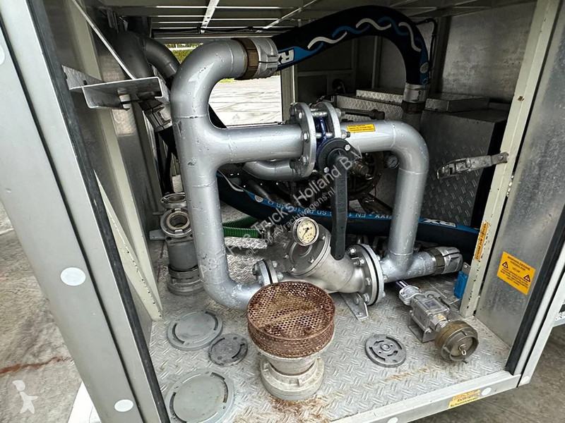 Camion Ziegler Hook-Lift Foam Firefighting Unit