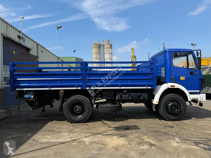 شاحنة Mercedes SK 1017 - 4x4 - Open Box Truck -...