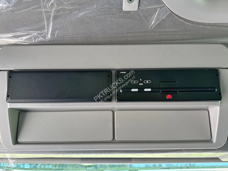 شاحنة Iveco EuroCargo 150 E25WS-4150 Chassis...