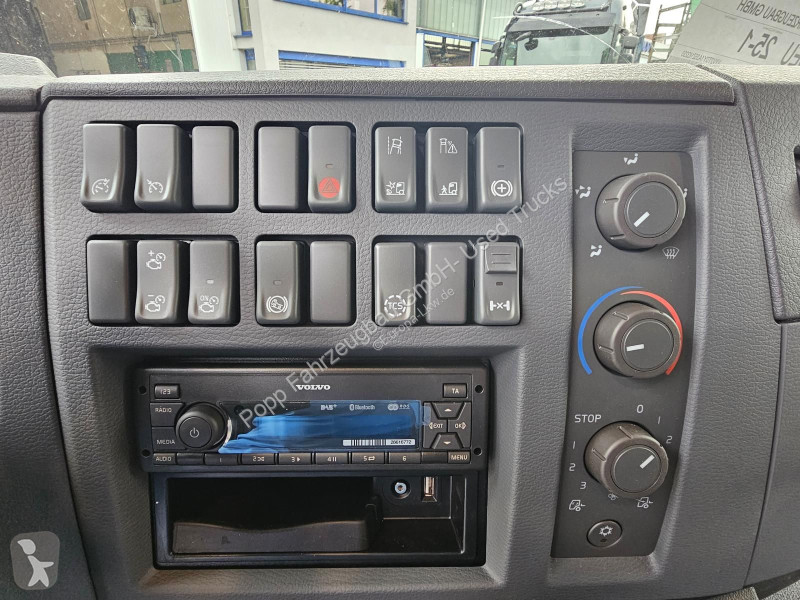 شاحنة Volvo 280 4x2 Koffer*Junge,Automatik,LBW*