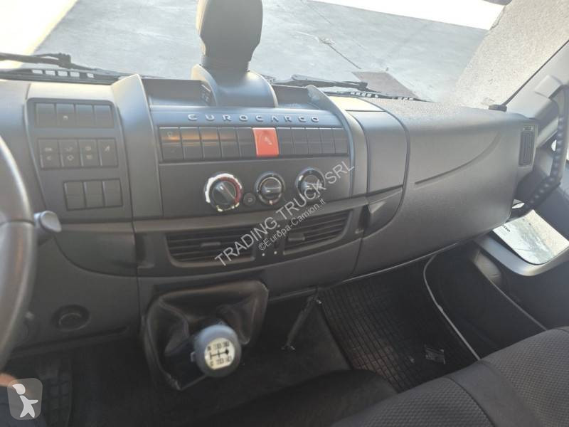 شاحنة Iveco