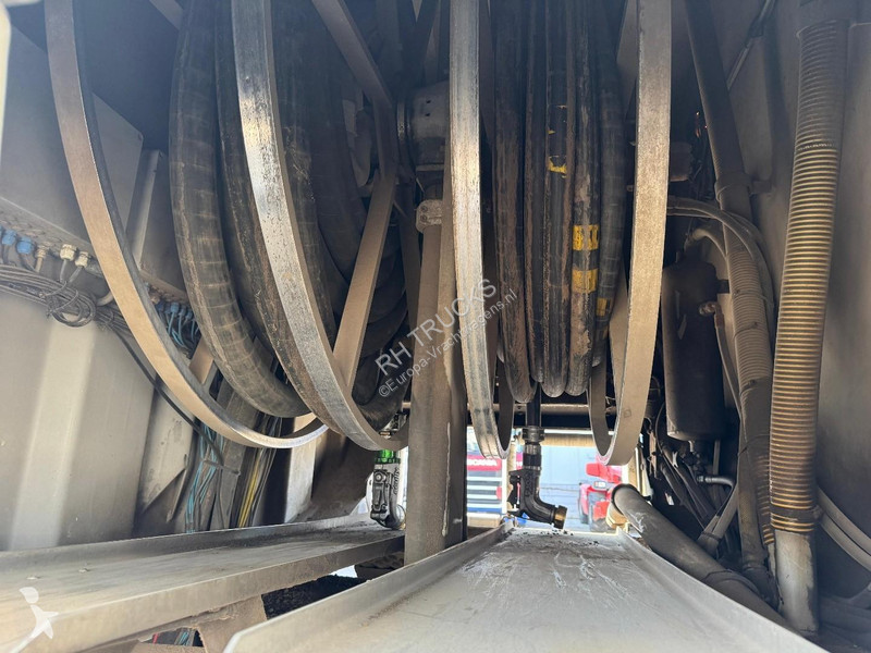 شاحنة Volvo 460 8X2 EURO 6 + 24.000 LITERS - 5...