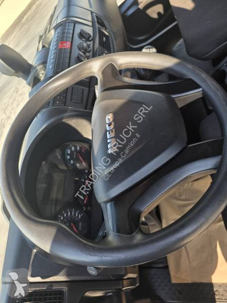 شاحنة Iveco