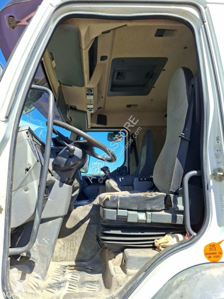 Vrachtwagen Renault KERAX