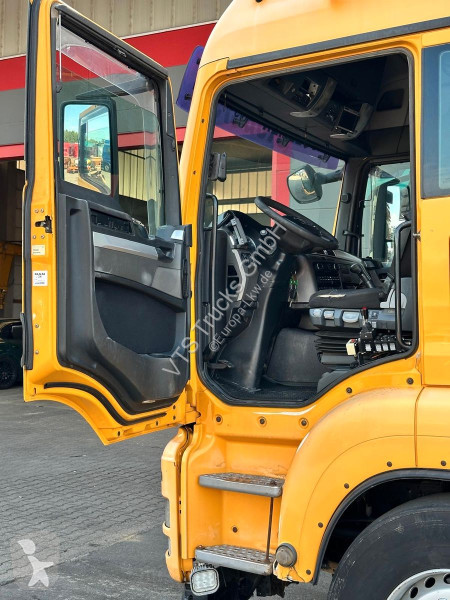 Грузовик MAN TGS 6x2 BL VDL S-21 AK Lenk/Lift