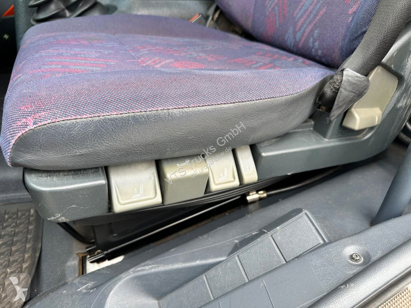 شاحنة Mercedes 818 4x2 BB Spier Koffer &...