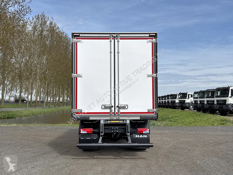 شاحنة MAN 18.250 Bb CH Refrigerated Box Truck