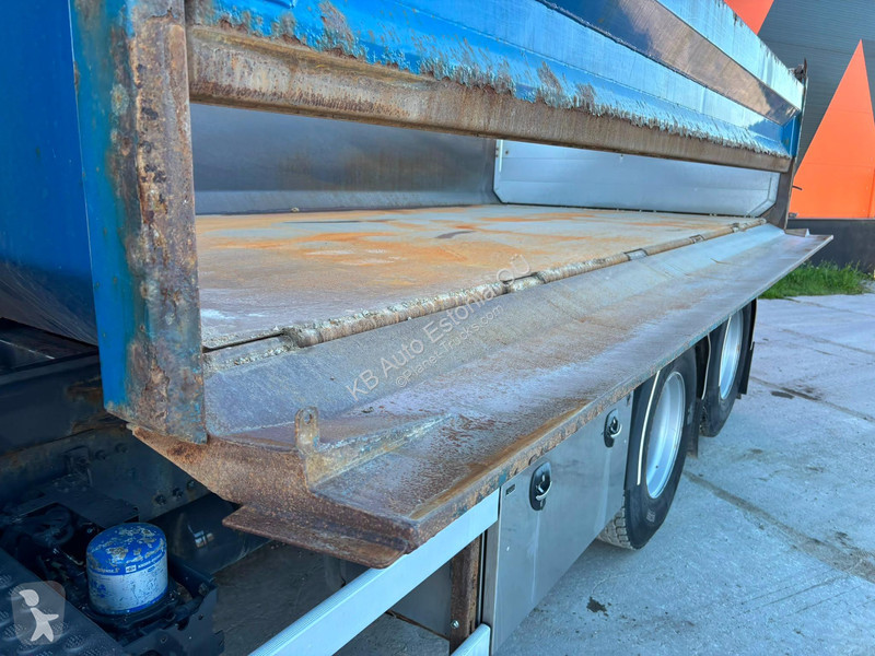 شاحنة Volvo 540 6x4 TANDEM AXEL LIFT / SIDE TIPP