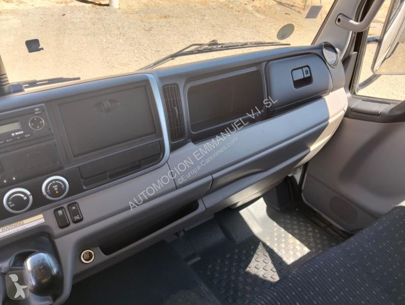 Ciężarówka Mitsubishi Fuso CANTER