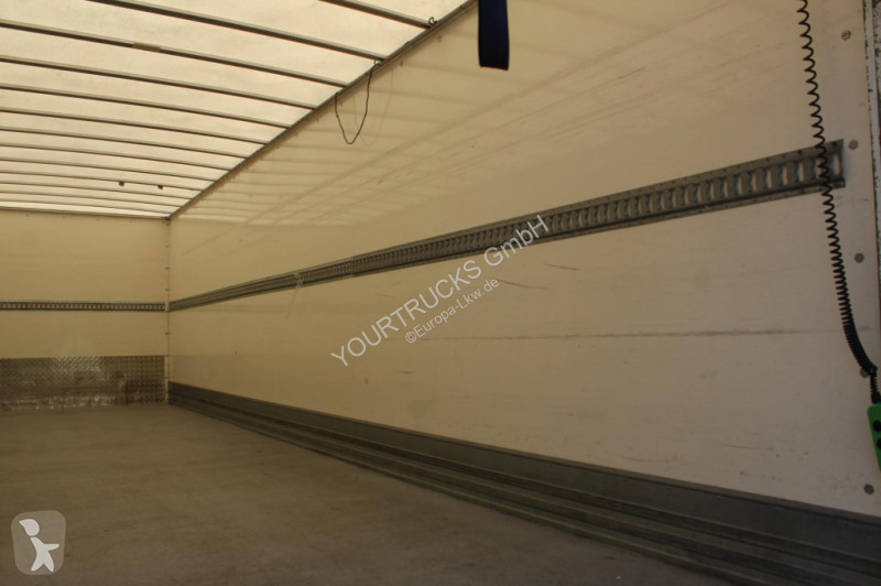 شاحنة Iveco 120-210 E6 Koffer 8,6m Klima LBW1500Kg