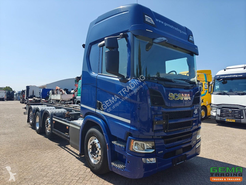 شاحنة Scania R450 8x2/6 HighineCR20H Euro6C -...