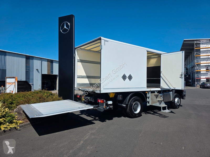 شاحنة Mercedes 1827 A 4x4 LBW Tür+Treppe Schalter