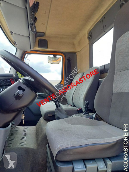 Camion Renault MIDLUM