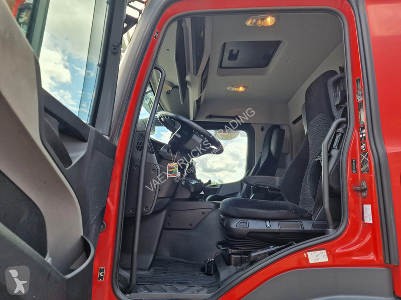 شاحنة Mercedes 1827 4x2 Box with sidedoors -...