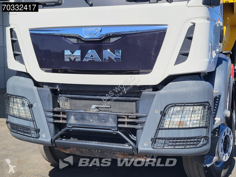 شاحنة MAN TGS 8X4 15m3 tipper steel suspension...