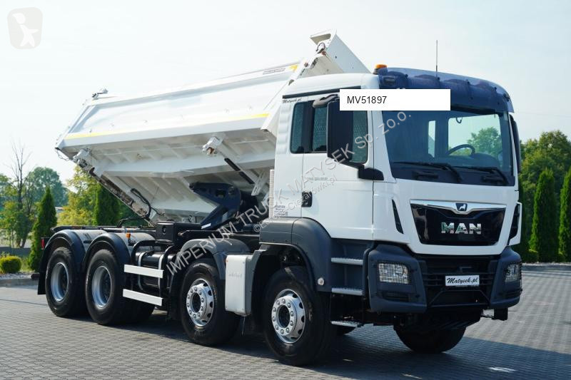 Грузовик MAN TGS 35.420
