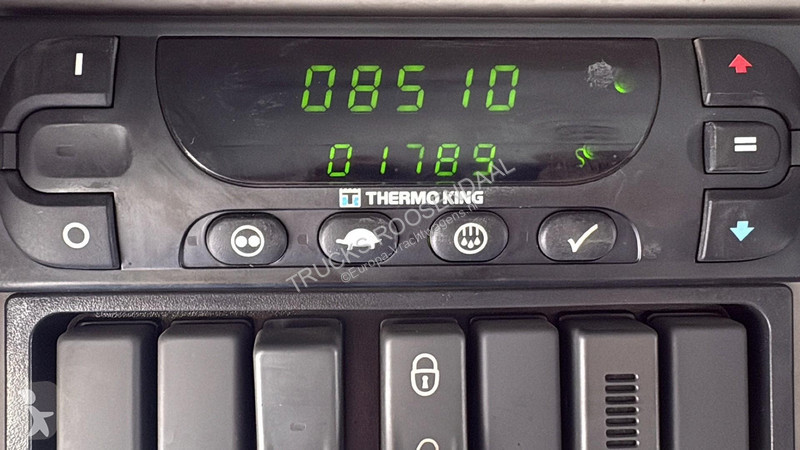 Грузовик Volvo 12250 + THERMO KING T-1000 R +...