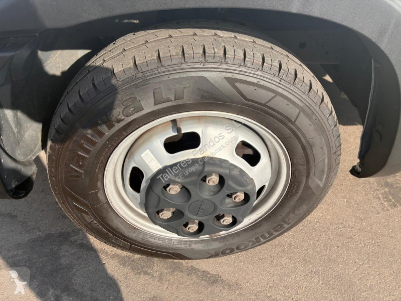Iveco  35C16 3.0 20m3 van