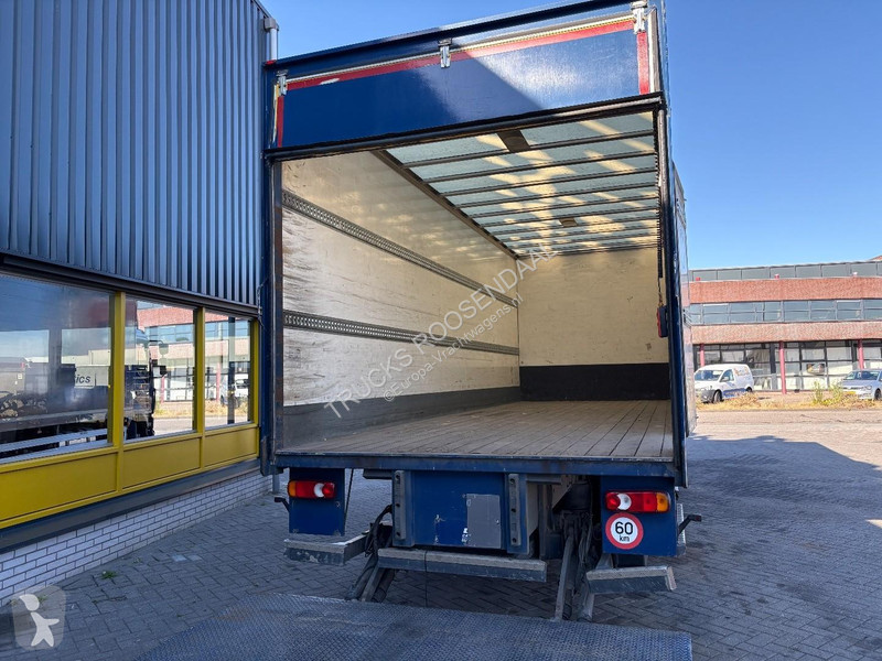 Camion DAF 220 + EURO 6 + LIFT + 6 CYL + 12T