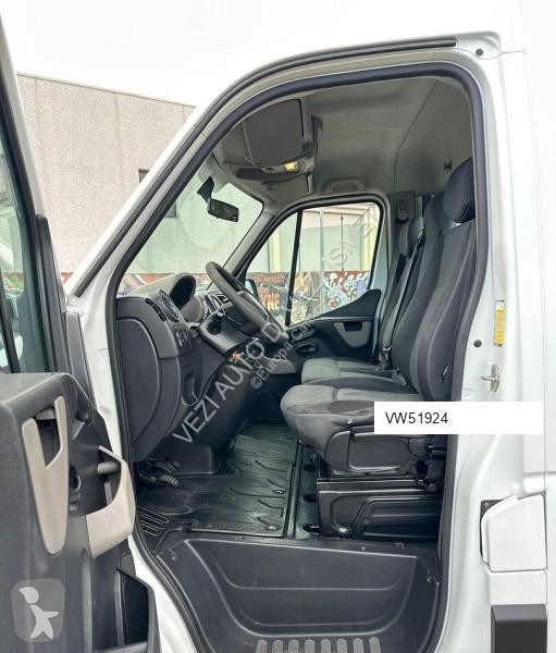 Camion Renault master a telaio
