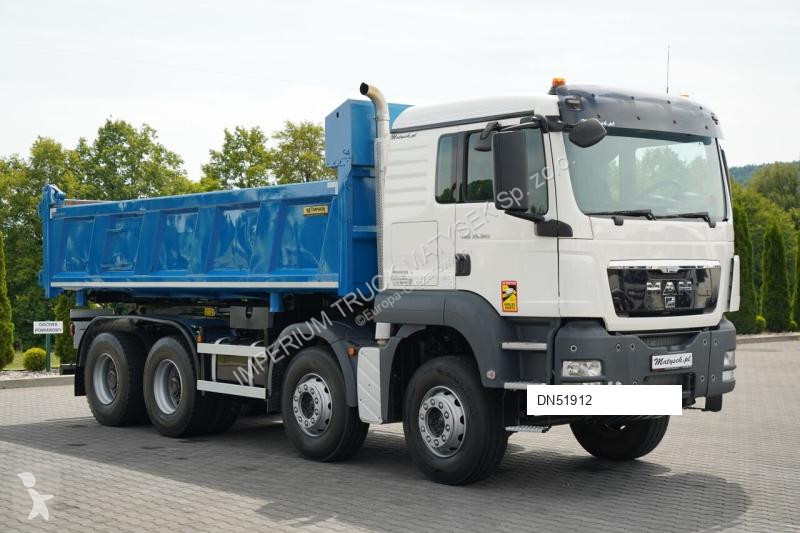 شاحنة MAN TGS 35.360 / 8X4 / WYWROTKA 2 STRONNA...