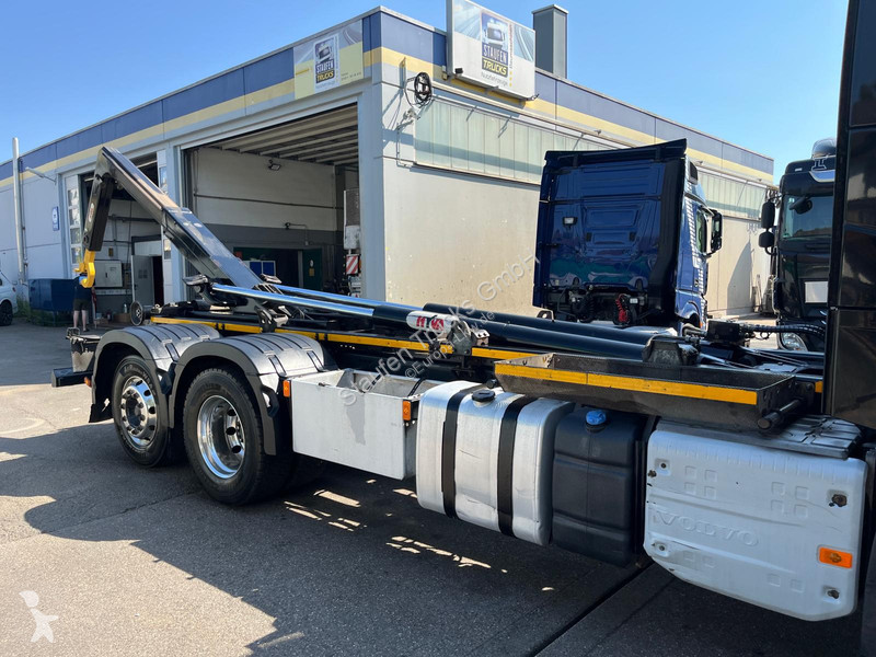 شاحنة Volvo 500  500 XL*6x2*Abrollkipper HYVA...