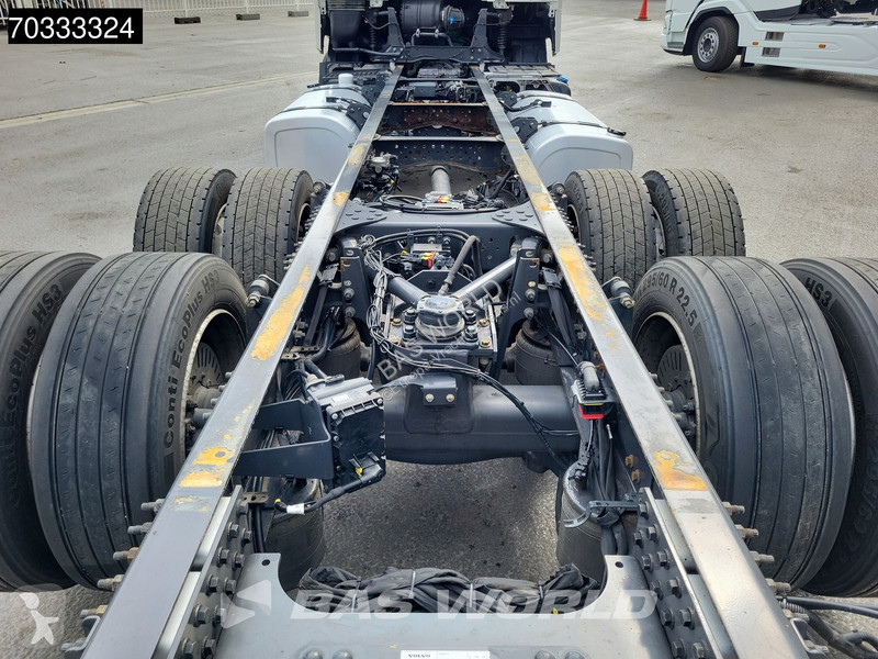 شاحنة Volvo 460  6X2 chassis Full Air...